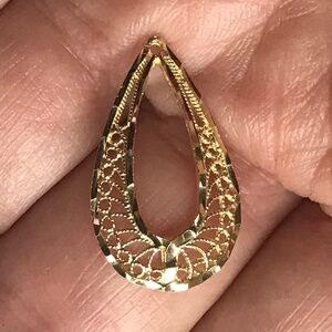 (Single) 14k Gold Filigree Diamond Cut Earring Jacket